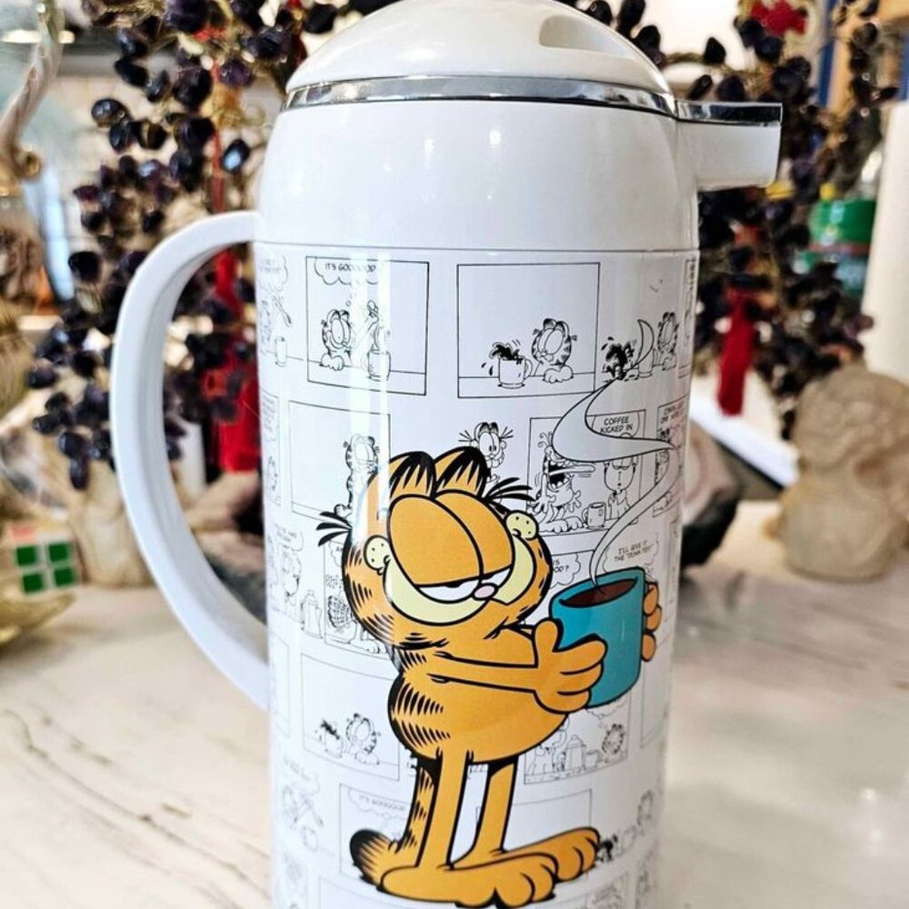 Rare Vintage Garfield Comic Background Coffee Thermal Carate.